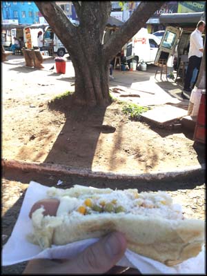 Cachorro quente de carrocinha em Rivera, não me matou