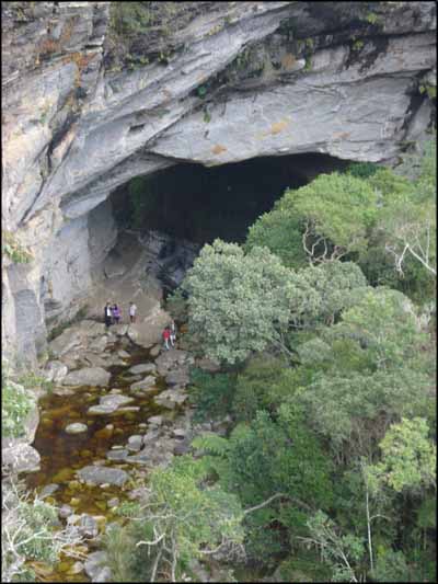 Gruta gigante no Parque