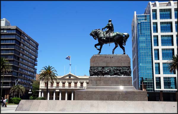 Plaza Independencia