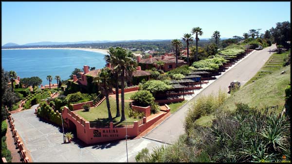 Mirante no caminho de descida para Punta del Este