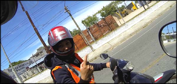 Simpática, agradável e inesperada ajuda. Ruta 1.